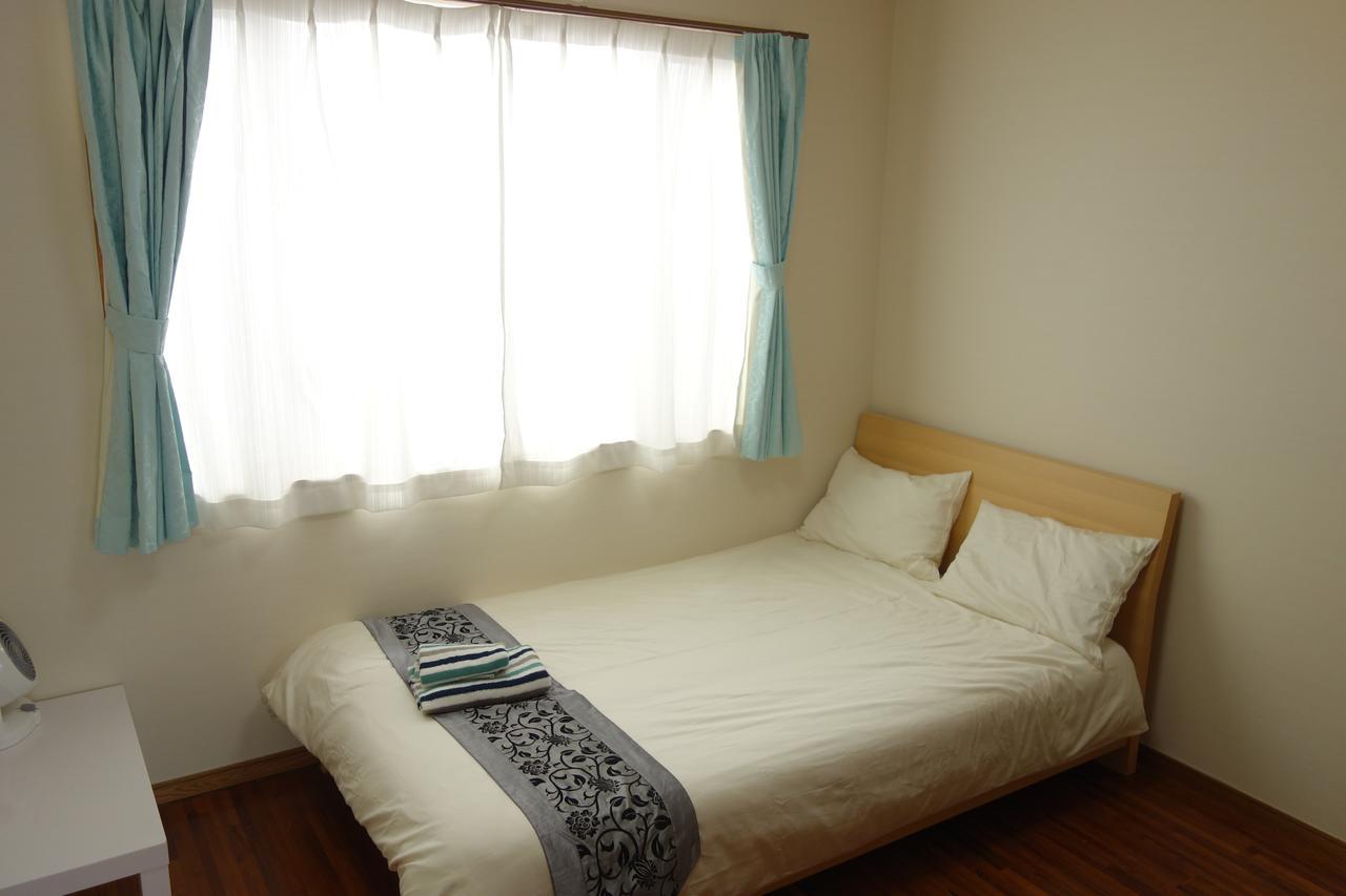 Okinawa Naha Rakuraku House Apartment Exterior photo