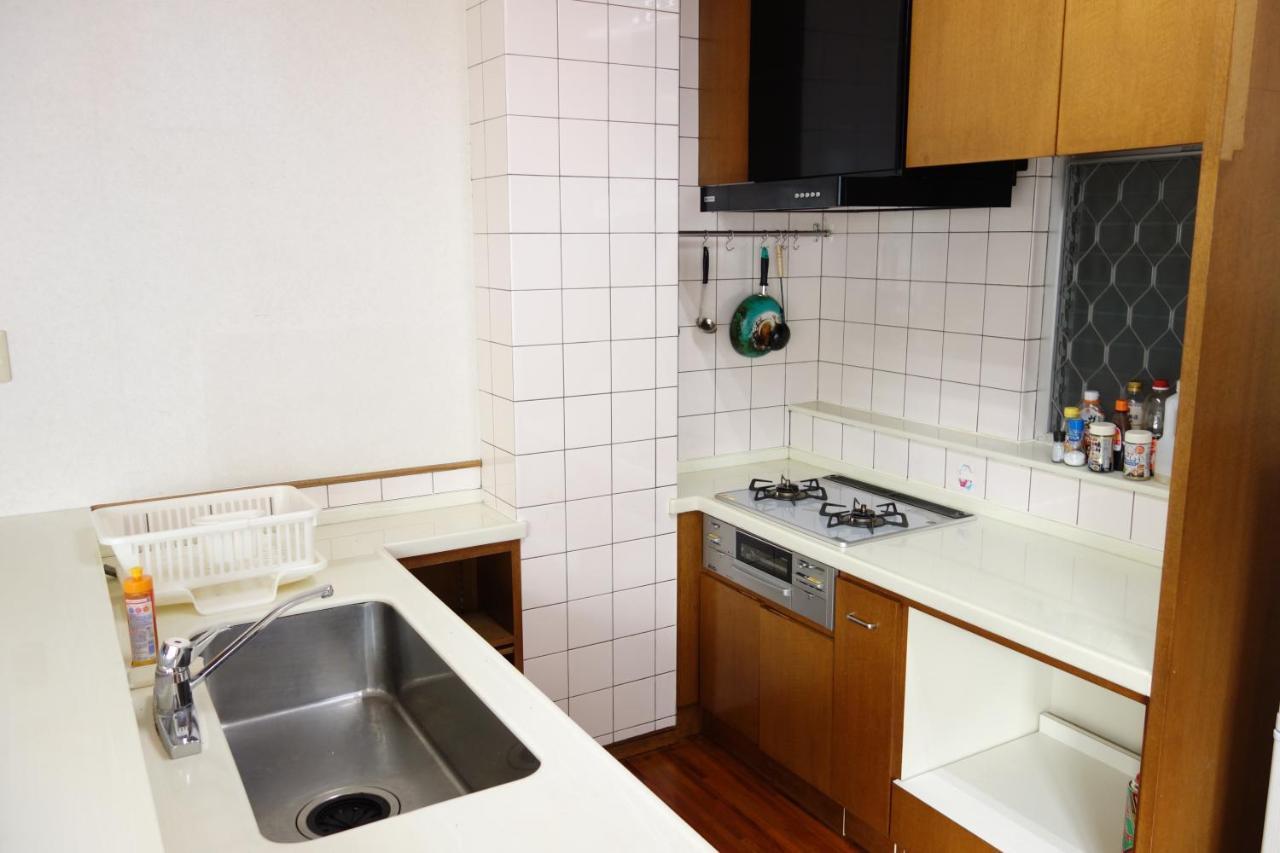 Okinawa Naha Rakuraku House Apartment Exterior photo